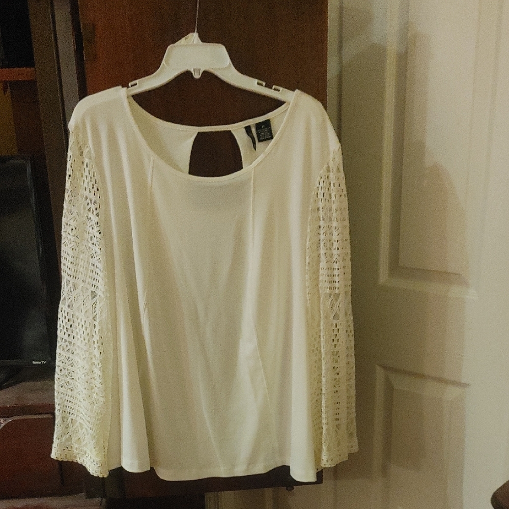 New Directions Cream Crochet Sleeve Blouse